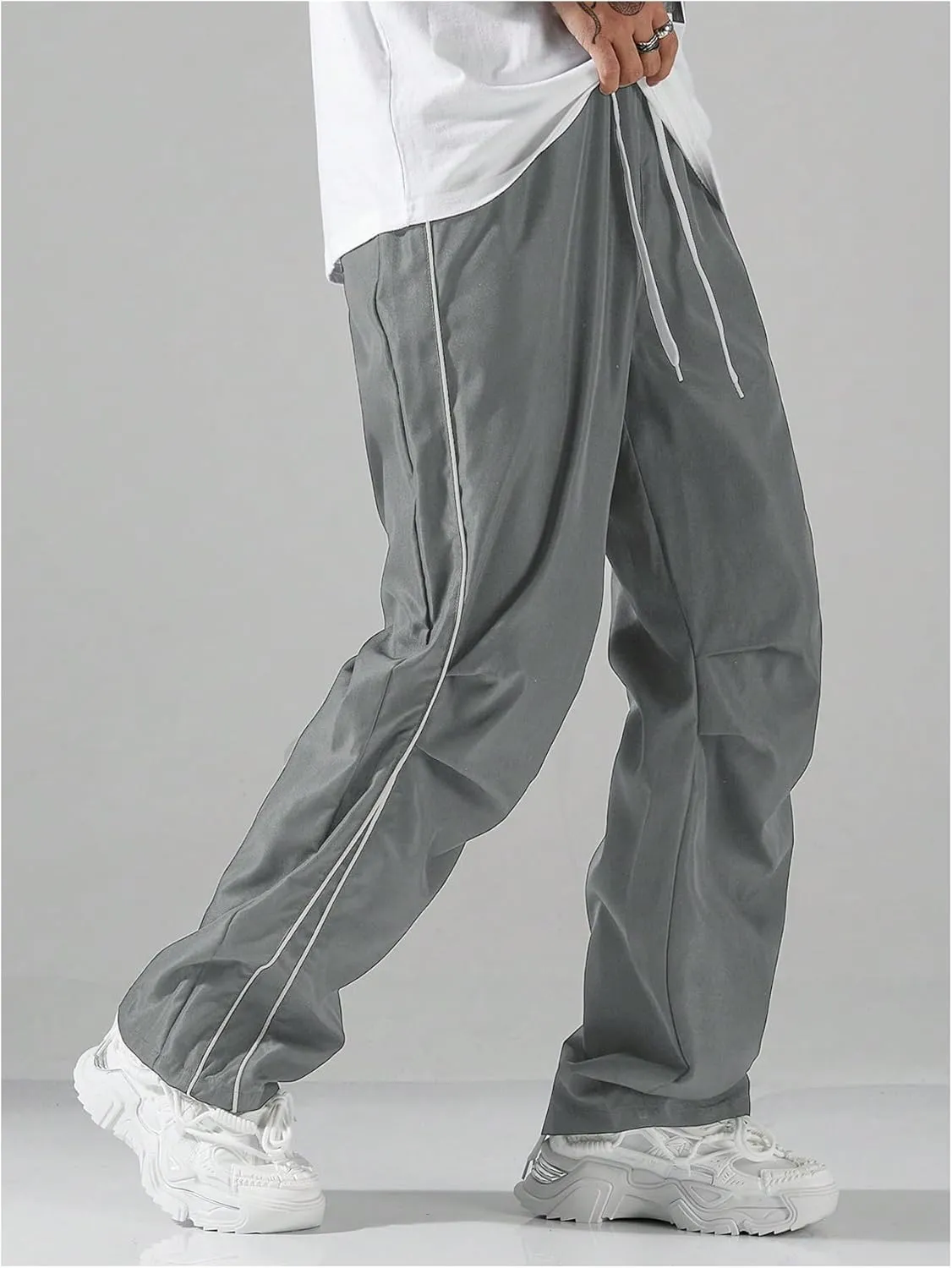 GORGLITTER Men's Lightweight Baggy Sweatpants Contrast Trim Letter Graphic Open Bottom Athletic Pants with Pockets